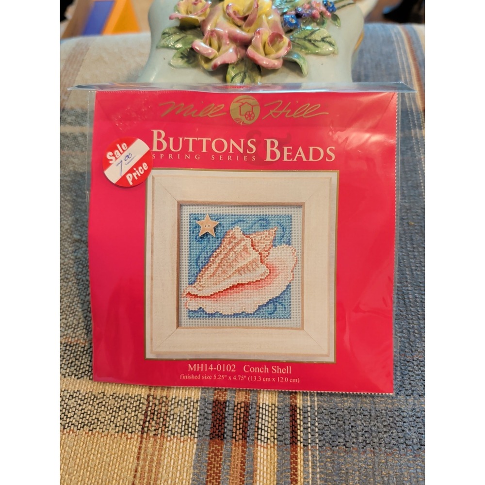 New Mill Hill Kit Buttons Beads Spring Series MH14-0102 Conch Shell